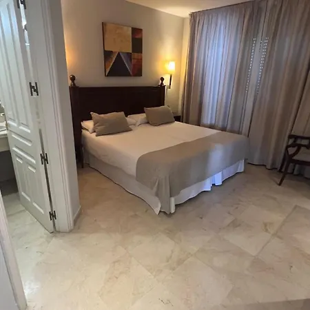 Aparthotel Ona Alanda Club