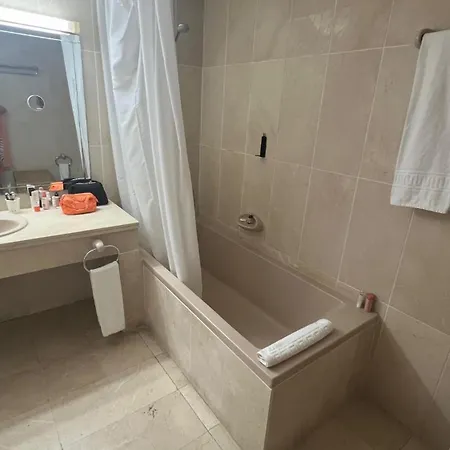 Ona Alanda Club Aparthotel Marbella